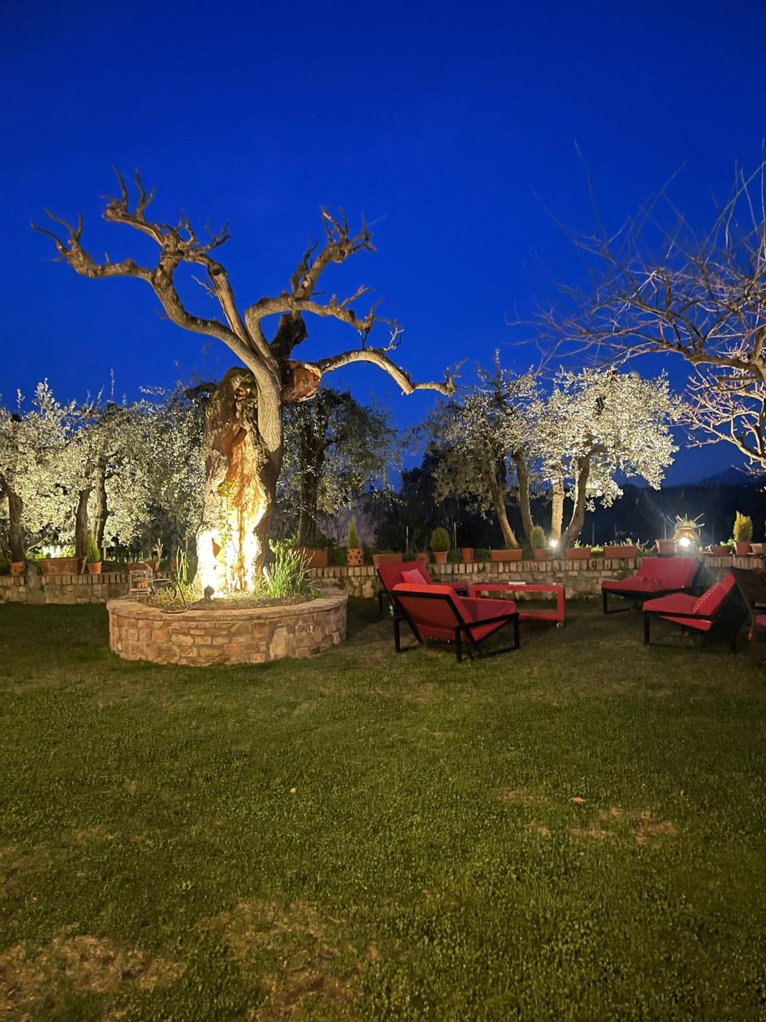 Mikipongtwo Villa Montepulciano Luaran gambar
